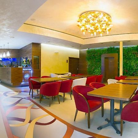 Hotel Air Holic Экстерьер фото