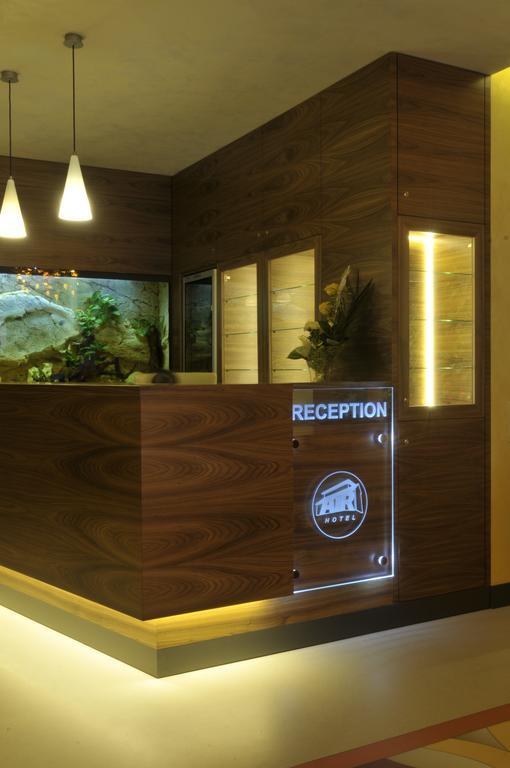 Hotel Air Holic Экстерьер фото